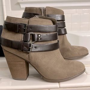 Carlos by Carlos Santana Hollie Boot Size 7